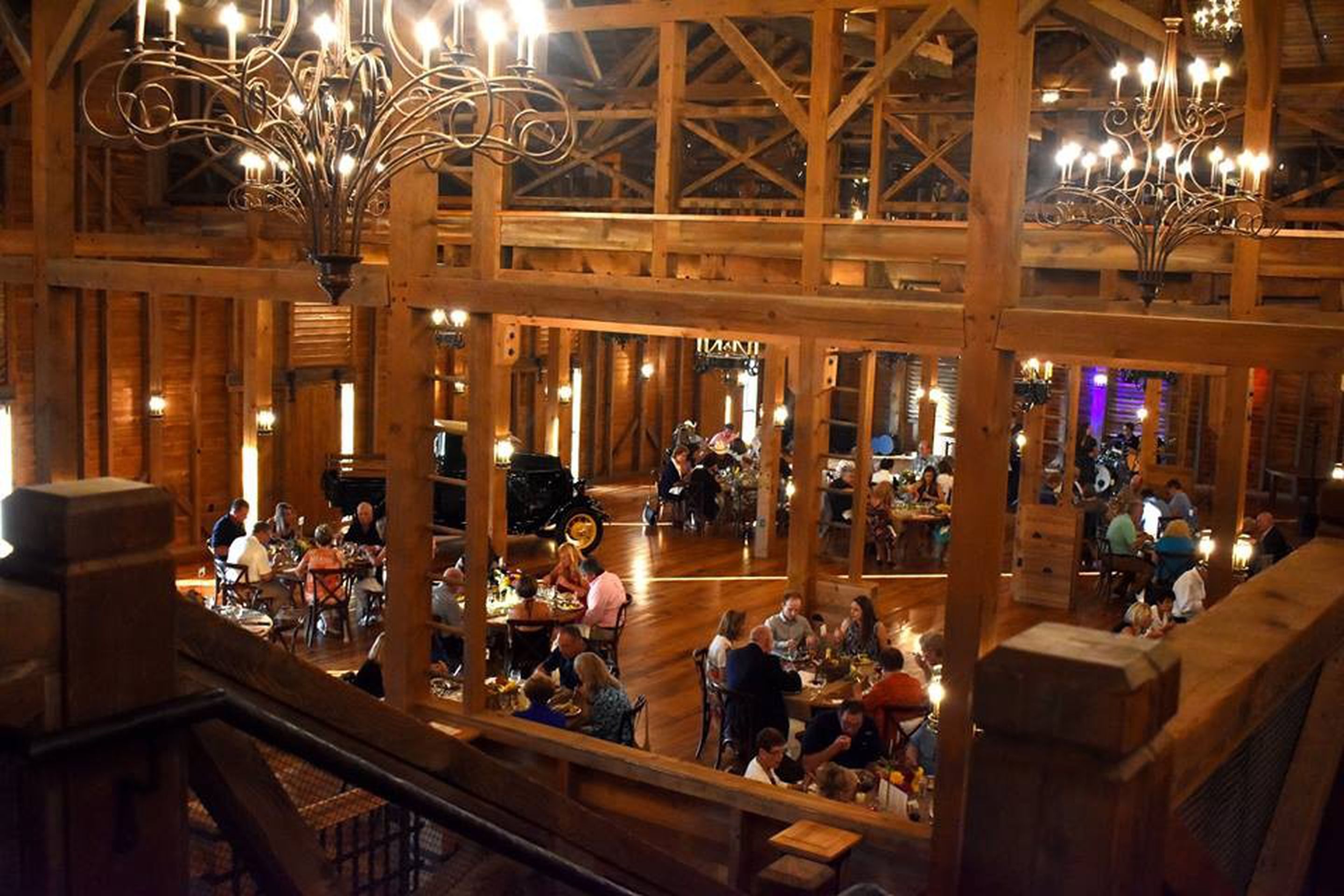 Christmas At Iron Stone Ranch 2022 Stone Gables Estate, Home Of Ironstone Ranch & The Star Barn - Event Space  In Elizabethtown, Pa | The Vendry