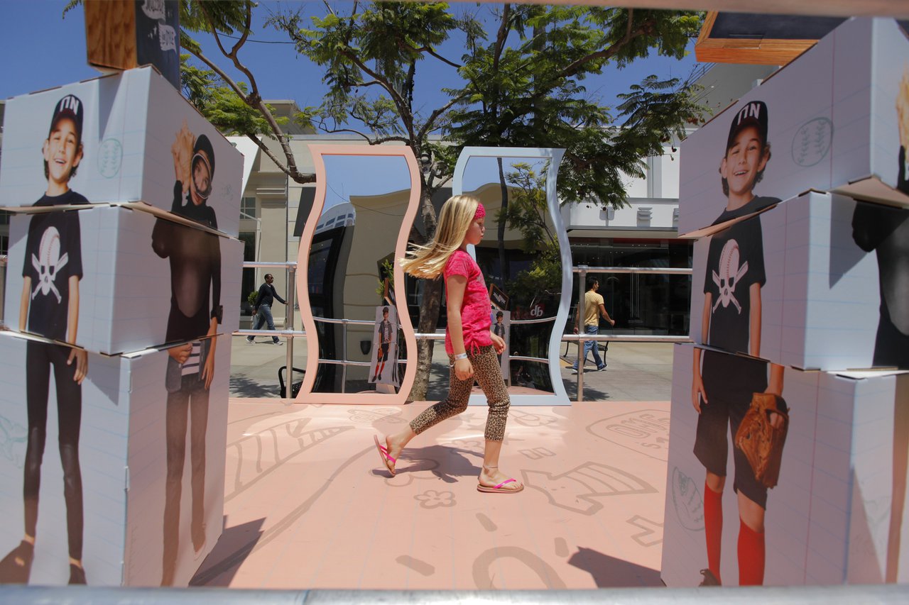 Old Navy x Nickelodeon: Back to School - Experiential Activation in Santa Monica, CA | The Vendry