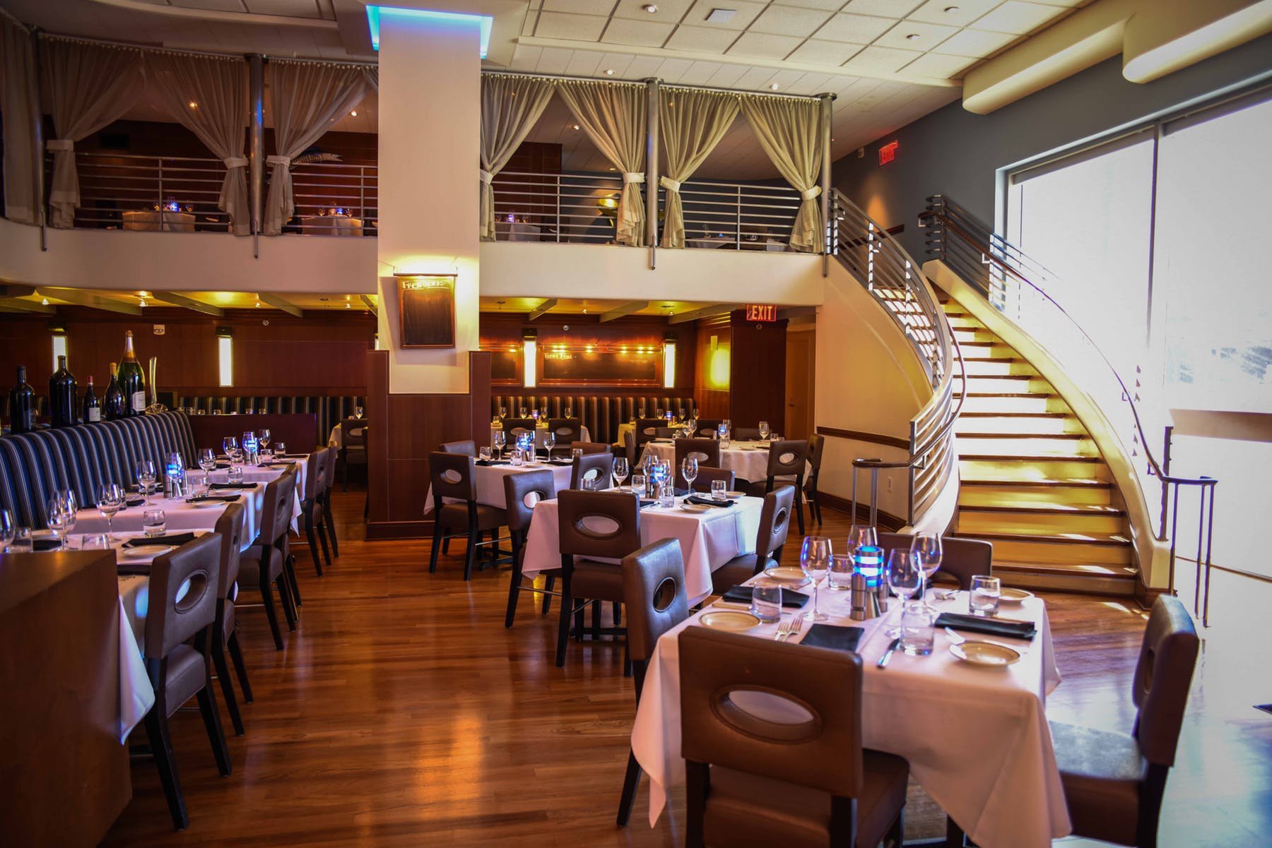 The Oceanaire Seafood Room Restaurant in Dallas, TX The Vendry